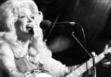 Dolly Parton a révolutionné la musique country en refusant de se plier à ses règles