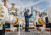 Pétrole : le prix de l’essence explose parce qu’il y a un manque de raffineries.