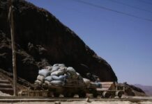 Néo-extractivisme : qui profite et qui souffre de l’expansion accélérée des centres de données d’intelligence artificielle ?